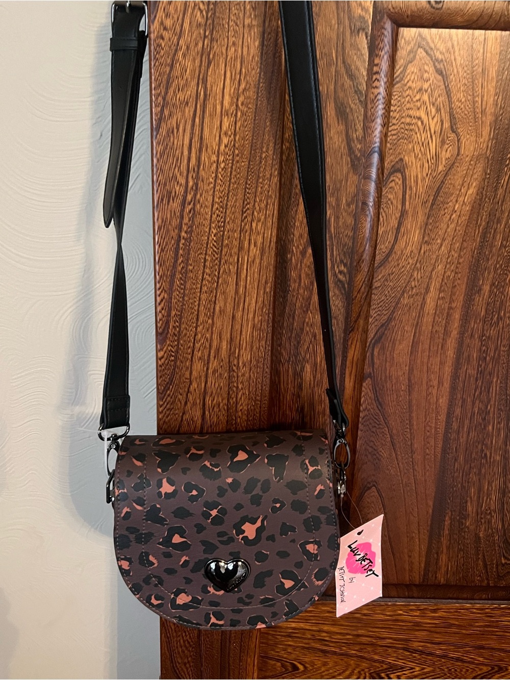Betsey Johnson Luv Leopard Crossbody, removable/adjustable strap, new with tag.
